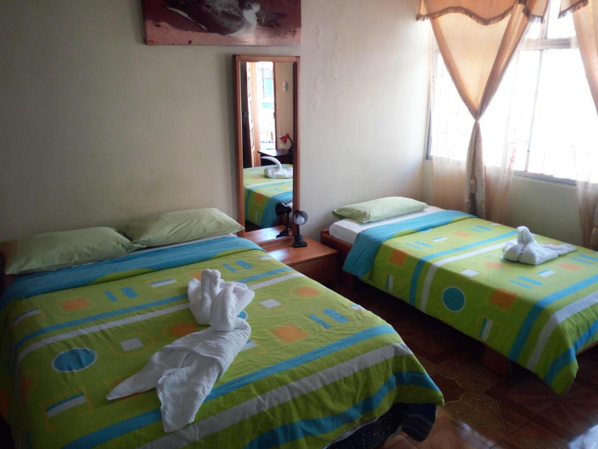 Hostal Miconia Puerto Ayora  Esterno foto