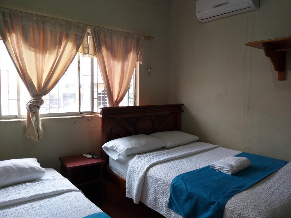 Hostal Miconia Puerto Ayora  Esterno foto