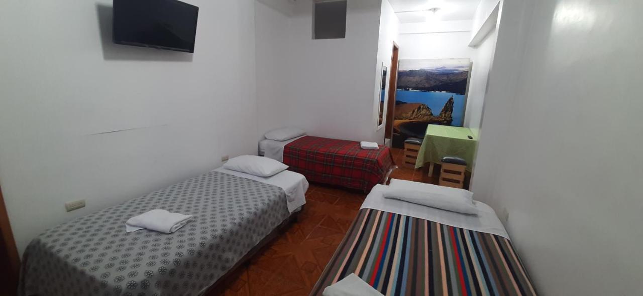 Hostal Miconia Puerto Ayora  Esterno foto
