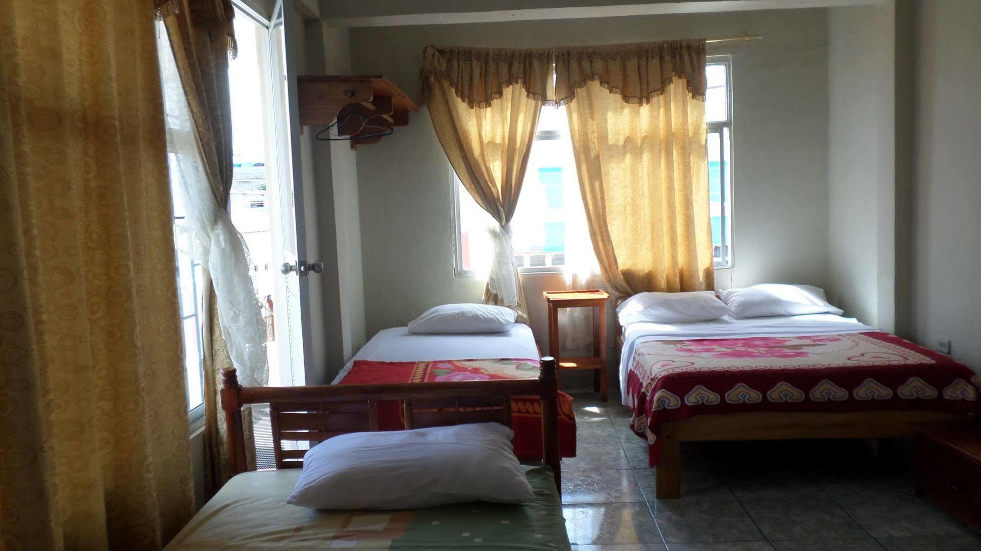 Hostal Miconia Puerto Ayora  Esterno foto