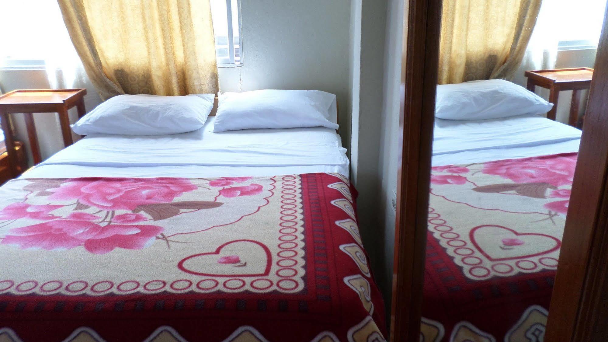 Hostal Miconia Puerto Ayora  Esterno foto
